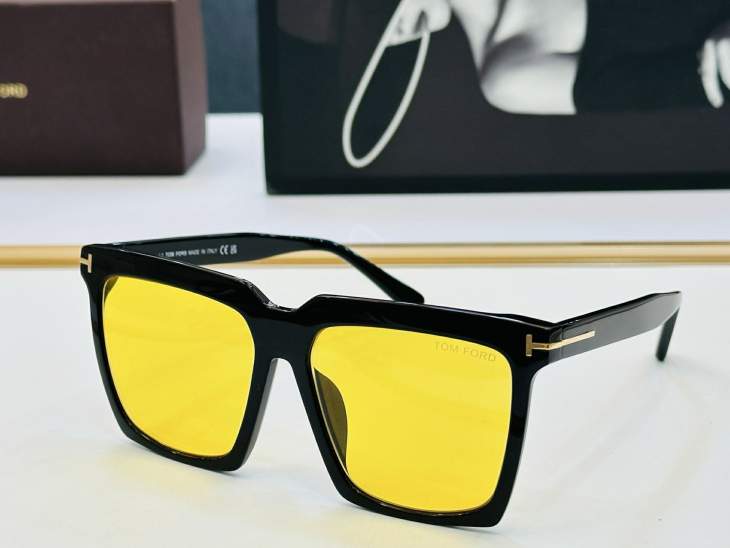 Picture of Tom Ford Sunglasses _SKUfw76015215fw